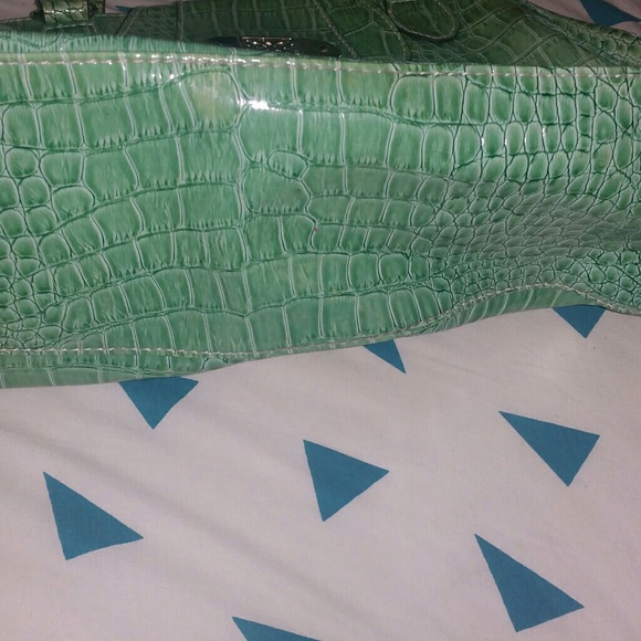 MINT GREEN PURSE WITH MATCHING WALLET - Picture 2 of 8